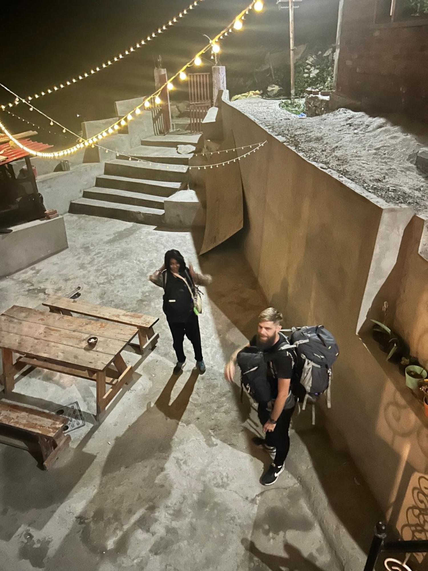 Formosa Hostel & Cafe Kasol Kültér fotó