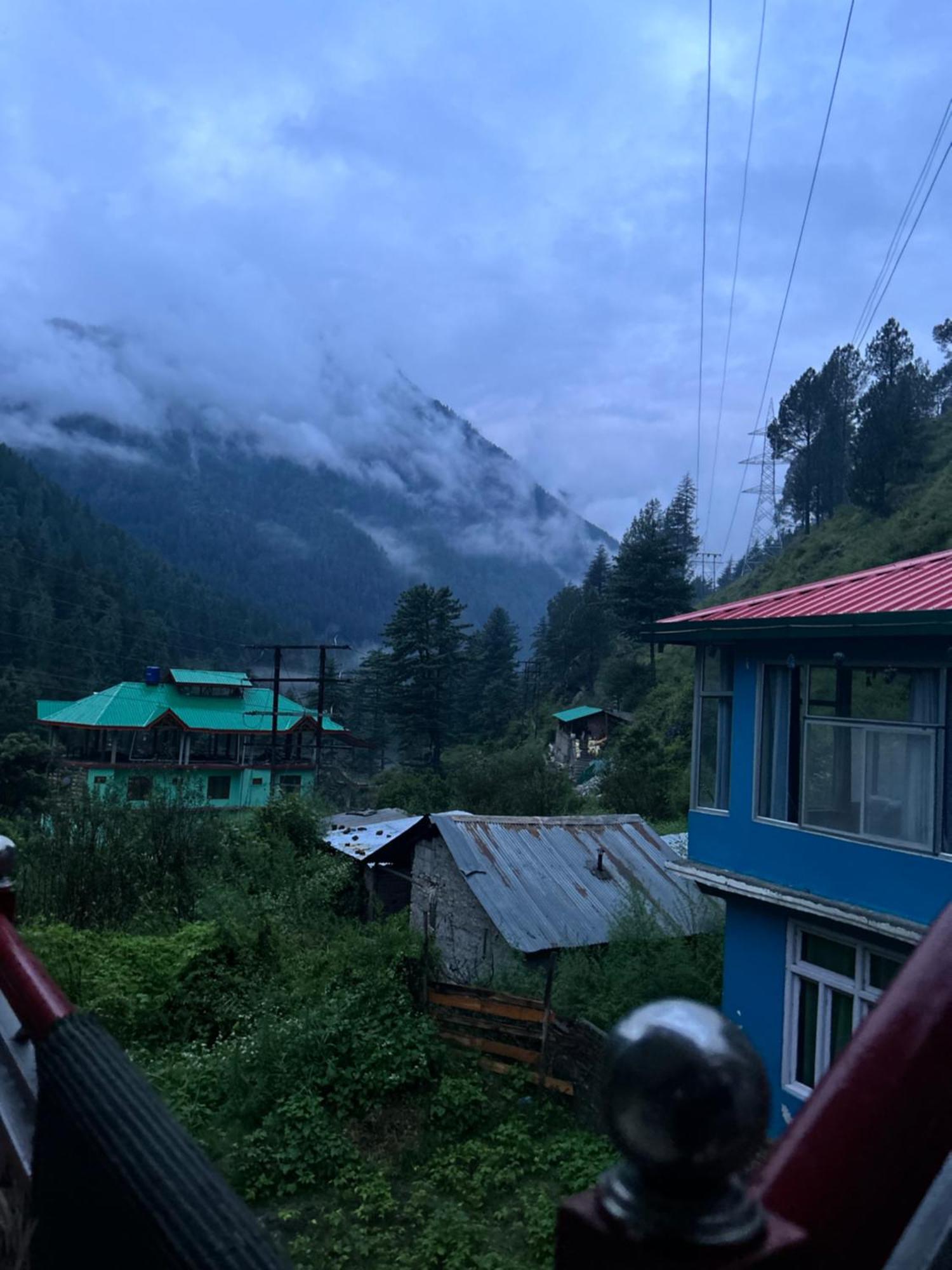 Formosa Hostel & Cafe Kasol Kültér fotó