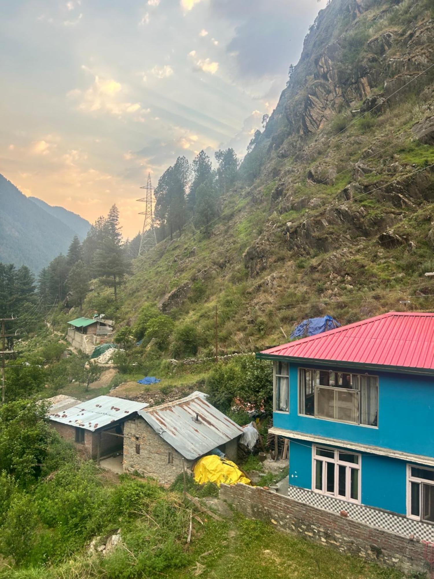 Formosa Hostel & Cafe Kasol Kültér fotó