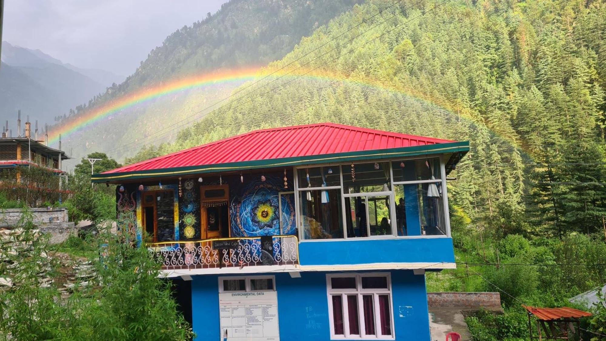Formosa Hostel & Cafe Kasol Kültér fotó