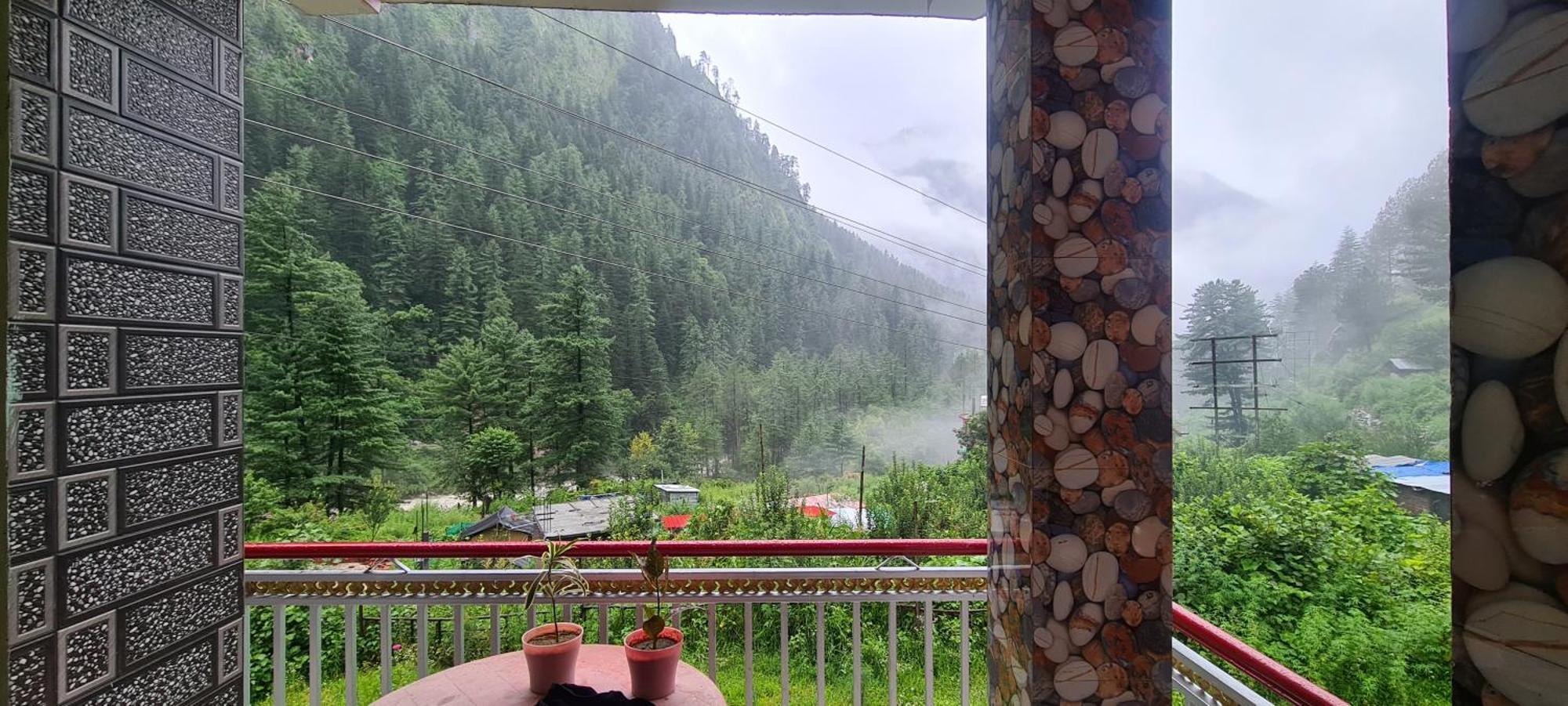 Formosa Hostel & Cafe Kasol Kültér fotó